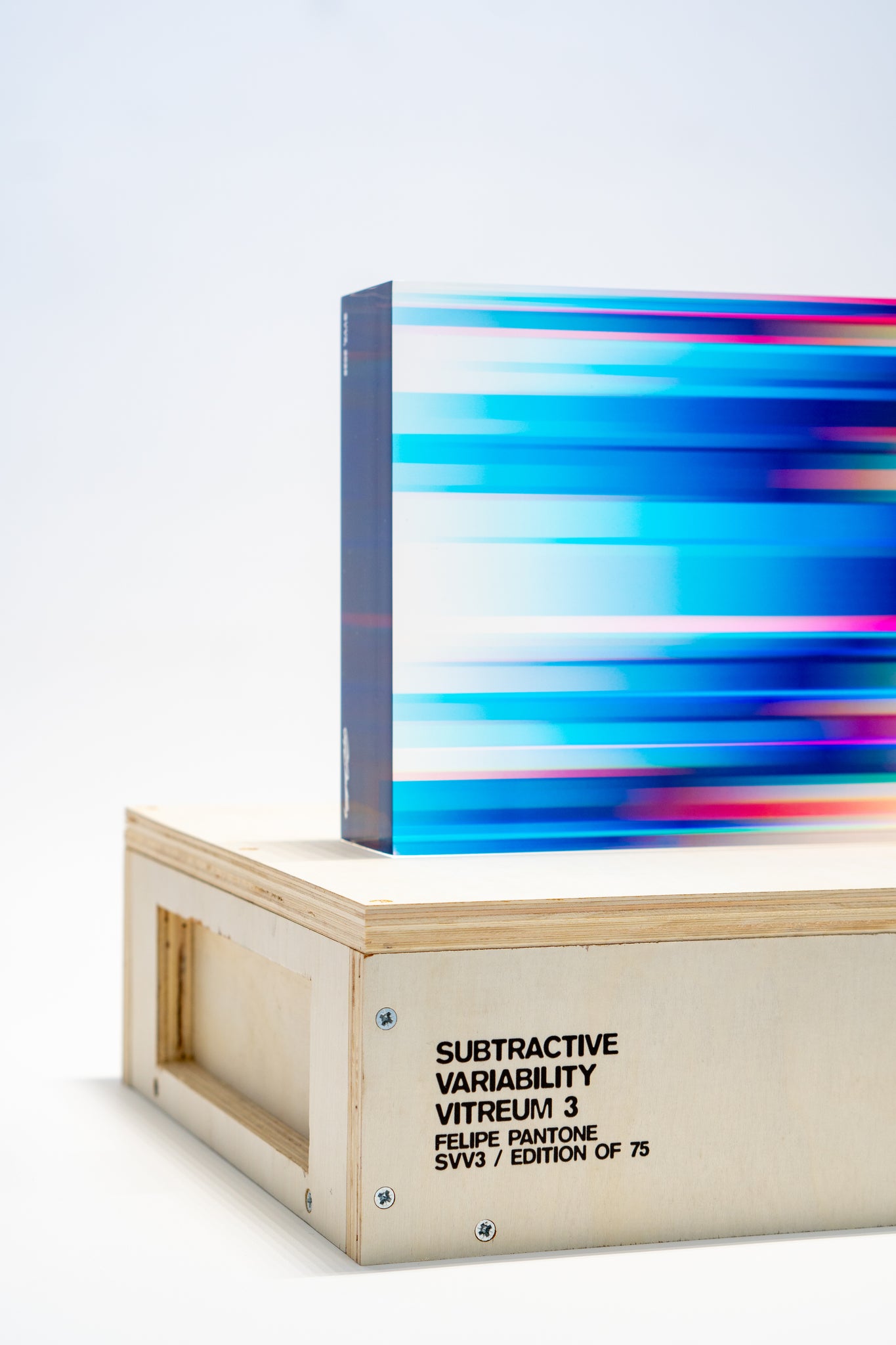 SUBTRACTIVE VARIBILITY VITREUM 3